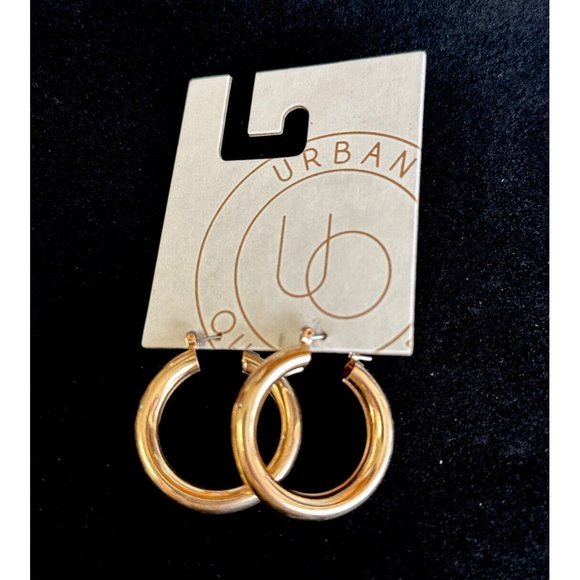 URBAN OUTFITTERS Gold Tone Tubular Hoop Hinged Earrings 1 1/4" - Picture 1 of 3